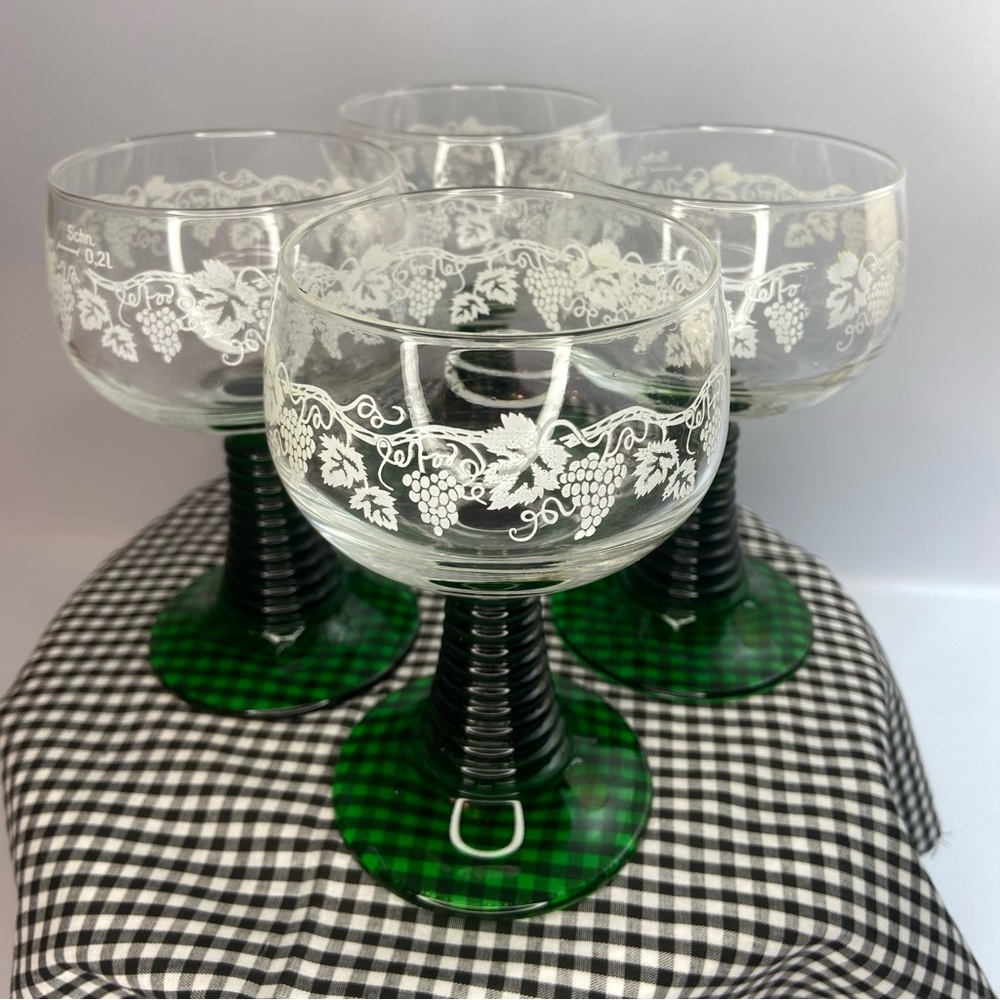 Luminarc French Roemer Wine Cordial Grape Green Beehive Stemmed Goblet, set of 4